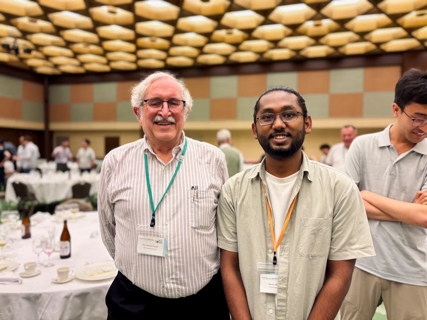 Receiving the Best Poster Honorable Mention award from Prof. Peskin.